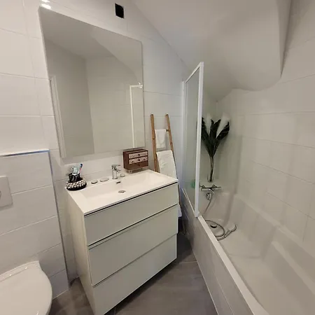 Neuve Avec Magnifique Vue
